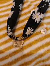 Load image into Gallery viewer, Butterfly Scarf Necklace
