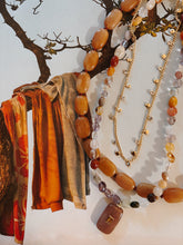 Load image into Gallery viewer, Everly Stone Necklace
