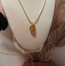 Load image into Gallery viewer, Nautical Shell Necklace
