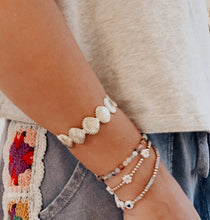 Load image into Gallery viewer, Gold Shell Cuff
