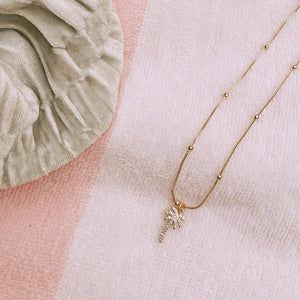 Between the Palms Necklace